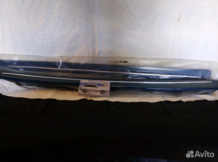 Продаю молдинги на ваз 2110-12