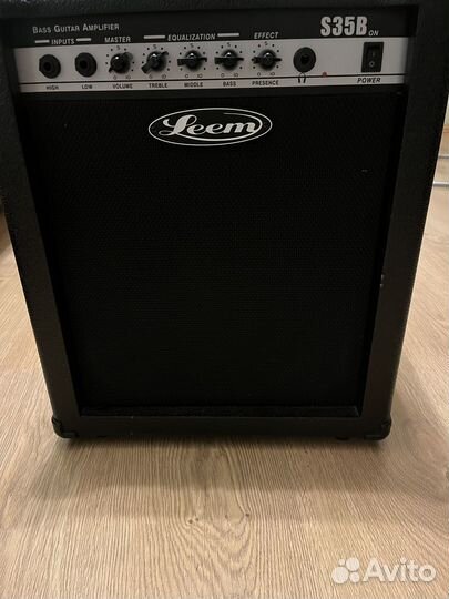 Комбоусилитель для бас гитары