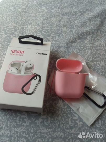 Розовый чехол силиконовый для Airpods