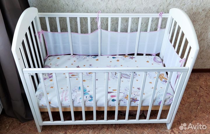 Детская кроватка