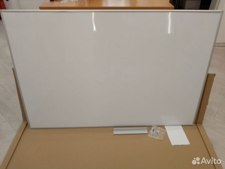 Магнитно маркерная доска 150 см х 100 см