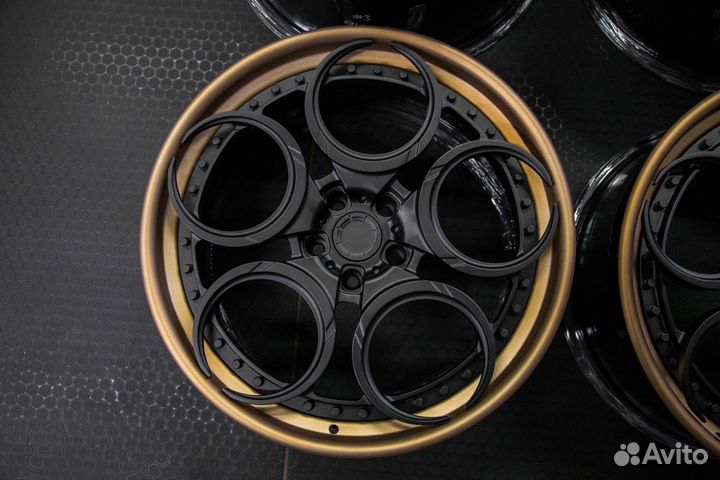 Кованые диски GT R23 5x130 для Lamborghini Urus