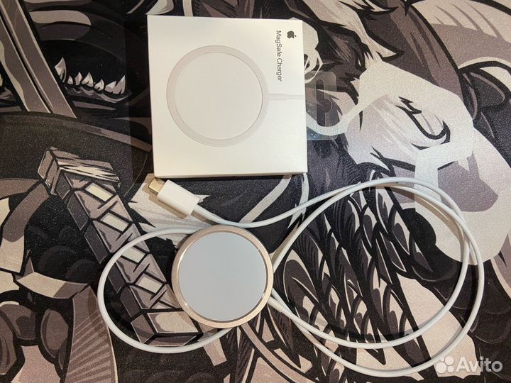 Беспроводная зарядка magsafe