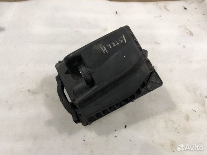 Корпус воздушного фильтра Astra H Zafira B