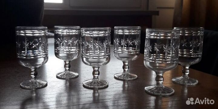 Хрустальные и стеклянные рюмки