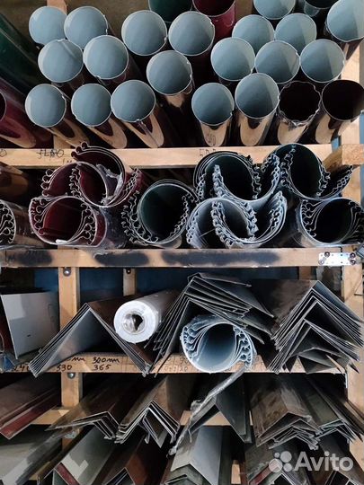 Желоб водостосный