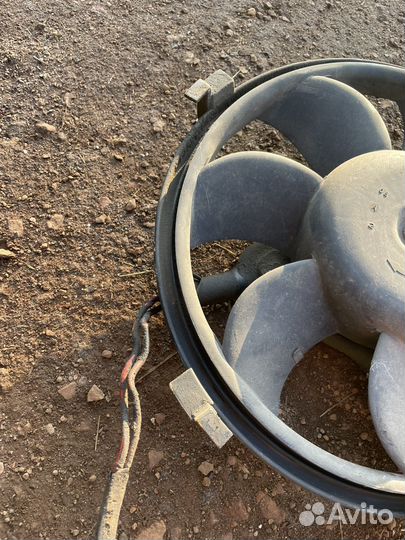 Вентилятор кондиционера VW Passat B5 2.3 AGZ