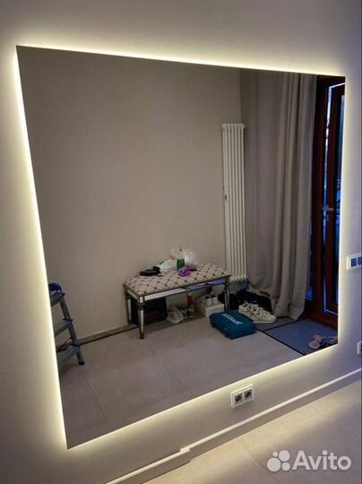 Парящее зеркало