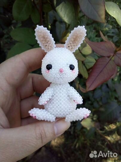 Заяц из бисера
