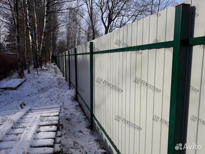 Забор из профлиста для дачи 1.8 м. 0.4 мм. C8