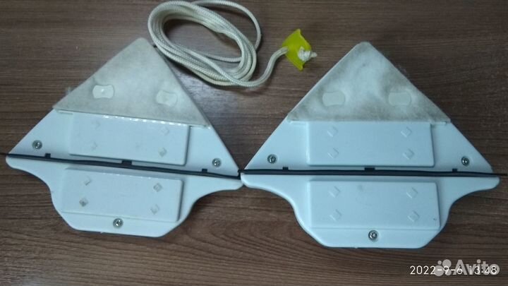 Магнитная щётка для мытья окон