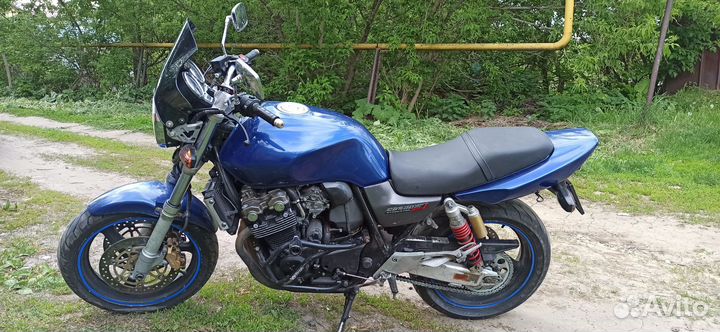 Honda cb400 vtec 1