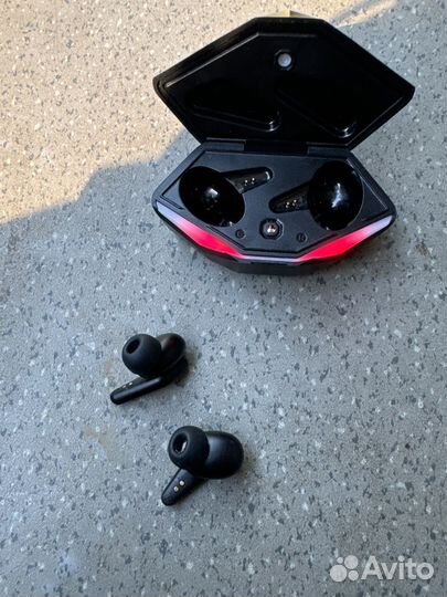 Беспроводные наушники