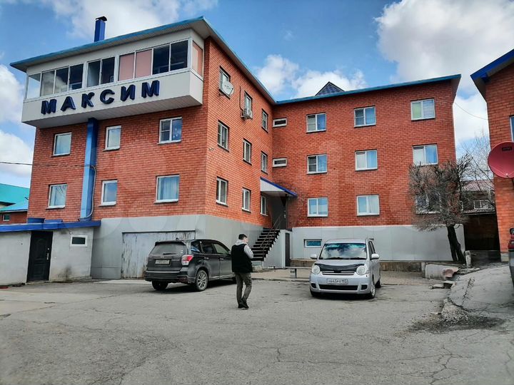 Комната 12 м² в > 9-к., 3/3 эт.