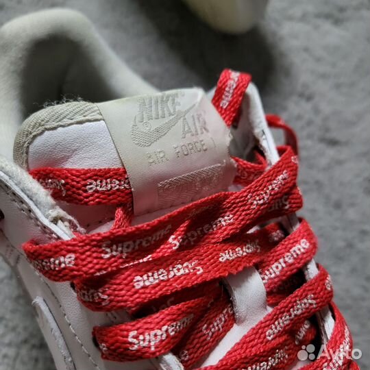 Nike air force 1 supreme