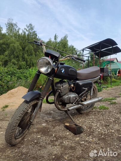 Продам мотоцикл восход 3м