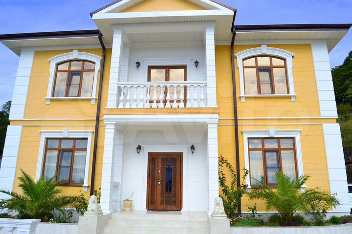 Дом 215 м² на участке 24,4 сот.