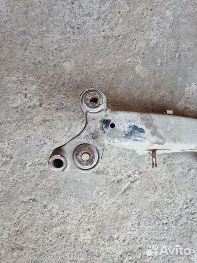 Задний подрамник Audi S4C4/A6C4/100