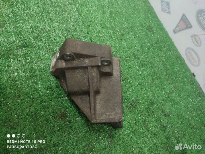 Кронштейн гидроусилителя руля Ford Fusion fxjc