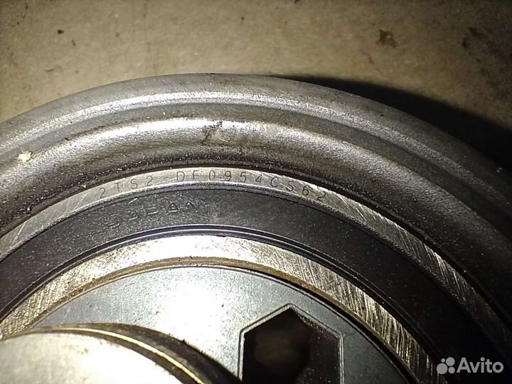 Ролик натяжения ремня грм Audi, Volkswagen 1,8