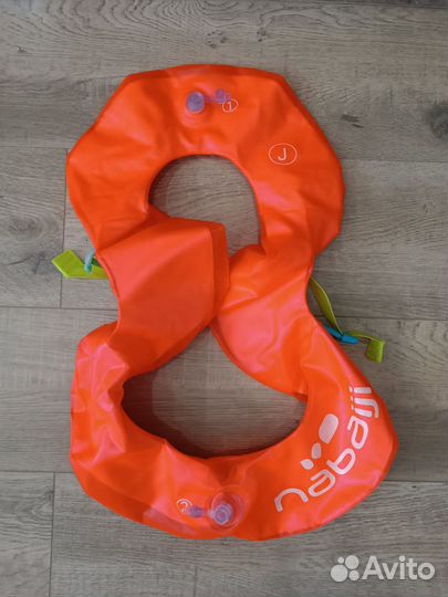 Decathlon жилет надувной для детей 18-30 кг