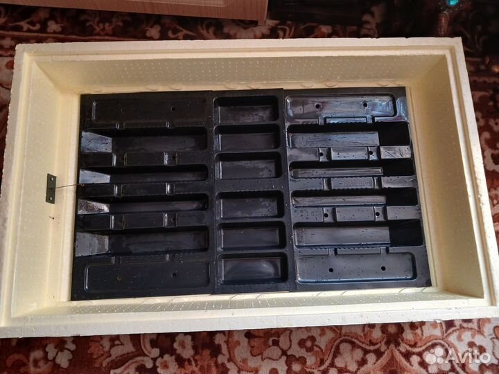 Инкубатор для яиц Золушка, автомат