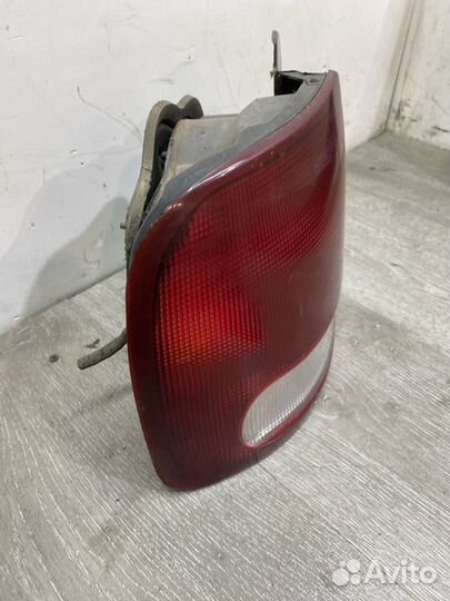 Фонарь задний левый Hyundai Lantra
