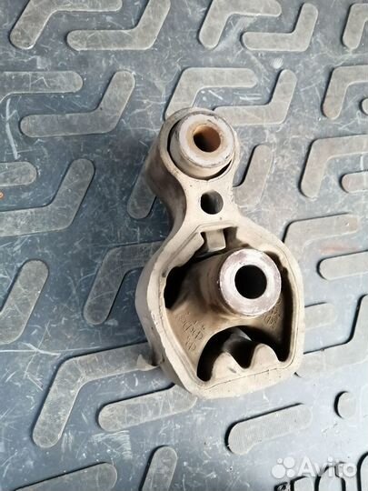 Опора двигателя мазда сх-5