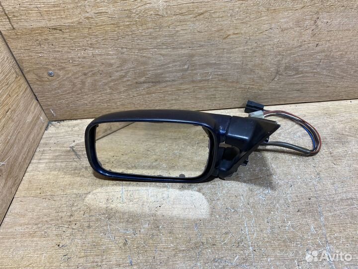 Зеркало левое VW Passat B4 Арт. 7721343