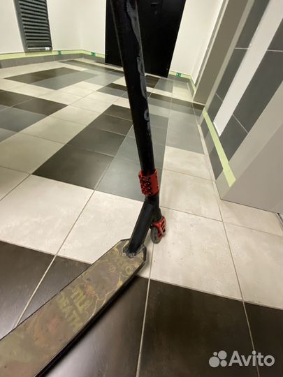 Трюковой самокат oxelo