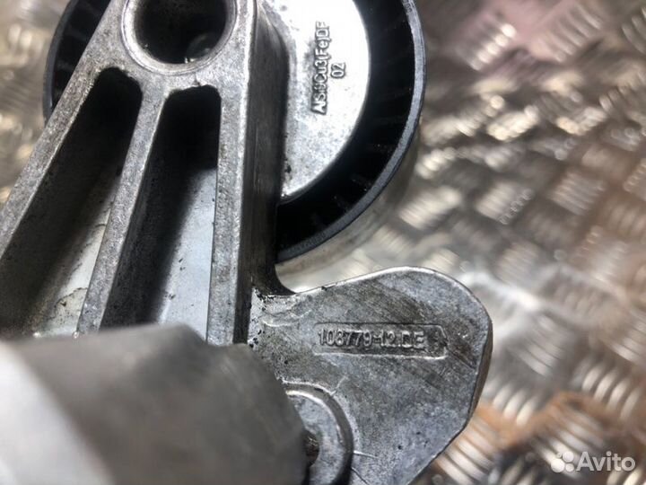 Натяжитель с роликом Bmw 3 E92 N54B30A