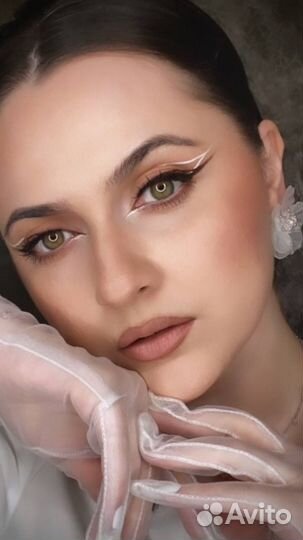 Стилист-визажист (Причёски, укладки, макияж)