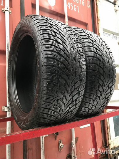 Nokian Tyres WR SUV 4 265/50 R20