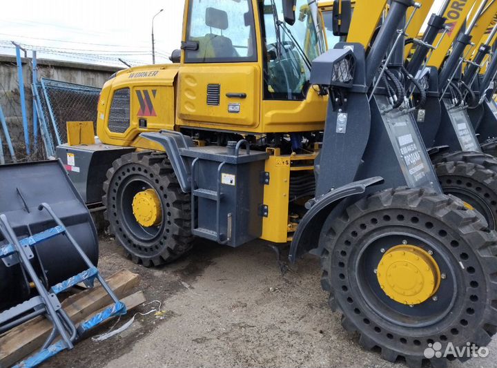 Фронтальный погрузчик Worker ZL30, 2023