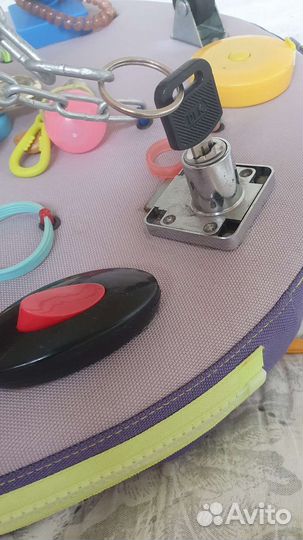 Бизиборд для игры в автомобиле