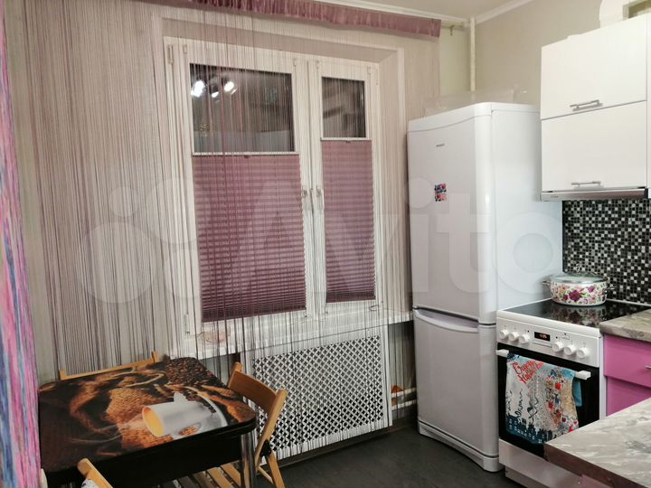 3-к. квартира, 49 м², 1/9 эт.