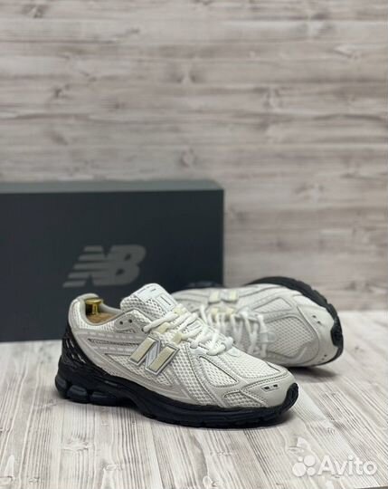 Кроссовки New Balance 1906 R