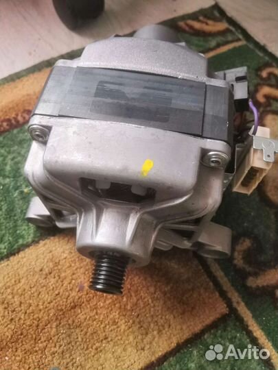 Двигататель стиральной машины