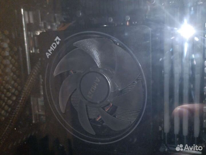 Кулер amd wraith prism