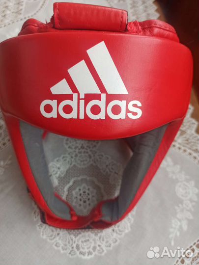 Боксерский шлем adidas
