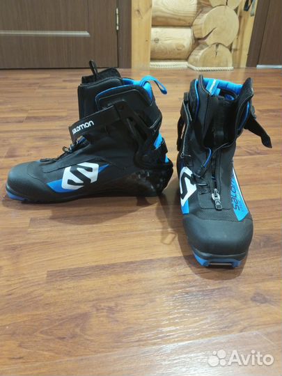 Лыж.ботинки salomon s race 44разм. катался месяц
