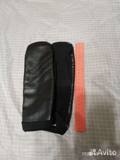 Рукавицы утепленные новые