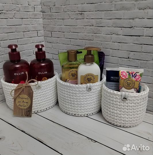 Вязаные корзинки
