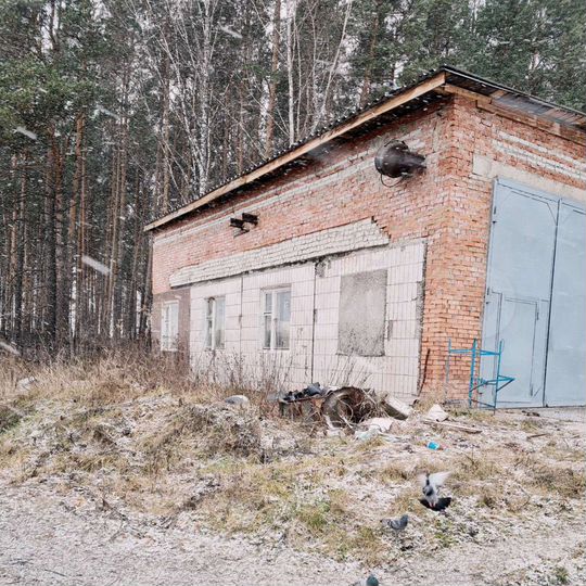 Гараж, > 30 м²