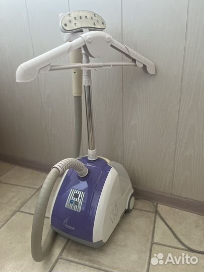 Отпариватель для одежды вертикальный