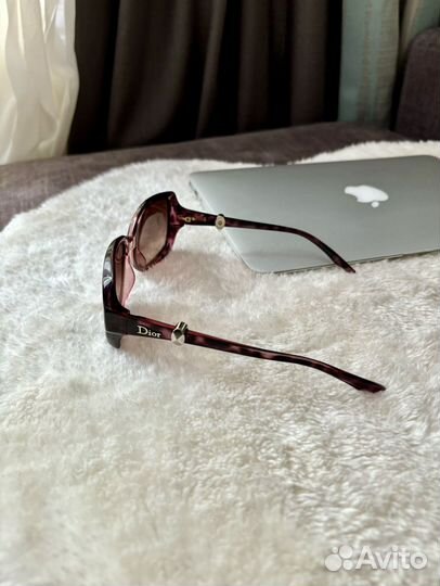 Солнцезащитные очки женские dior
