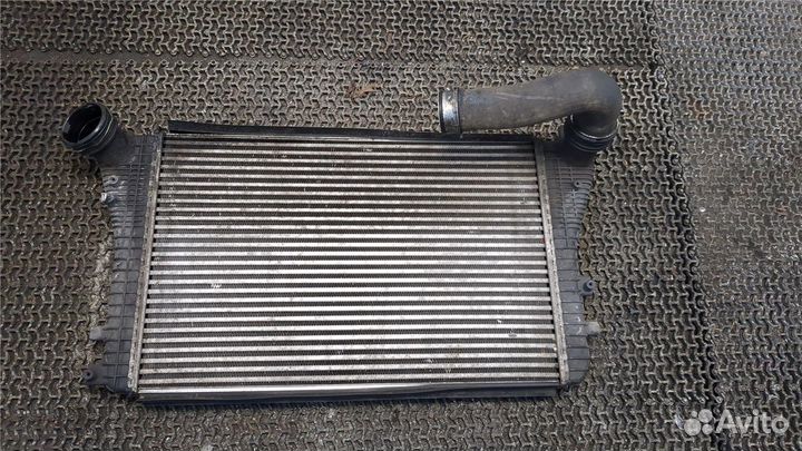 Радиатор интеркулера Volkswagen Jetta 5, 2008