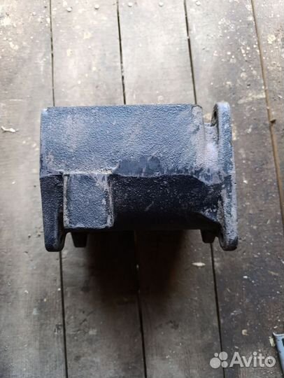 Корпус кпп УАЗ с/о