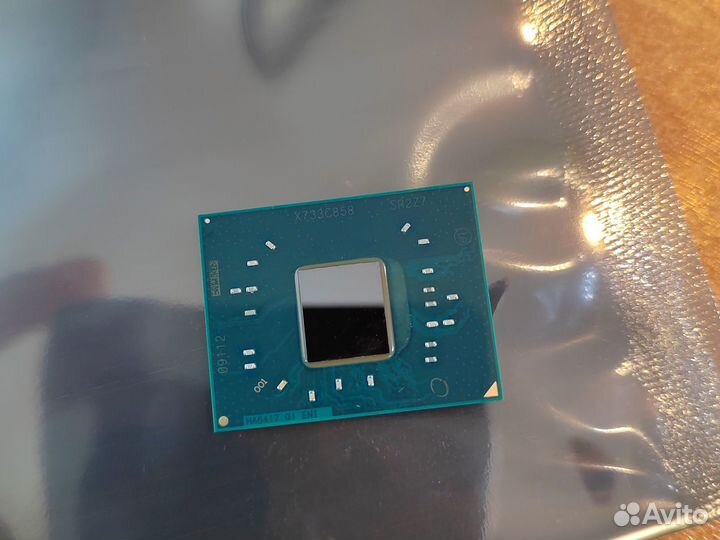 SR2Z7 Intel Mobile Celeron N3350