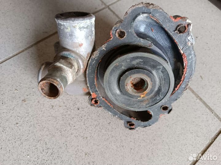 Водяная помпа змз 406